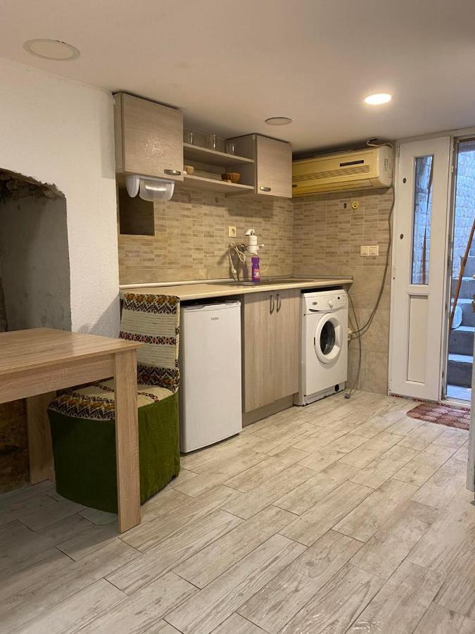 Appartement Апартамент 27 Юли à Varna Extérieur photo